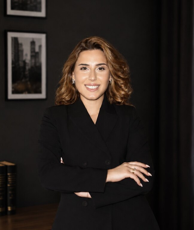 ანი ლომიძე — ადვოკატი