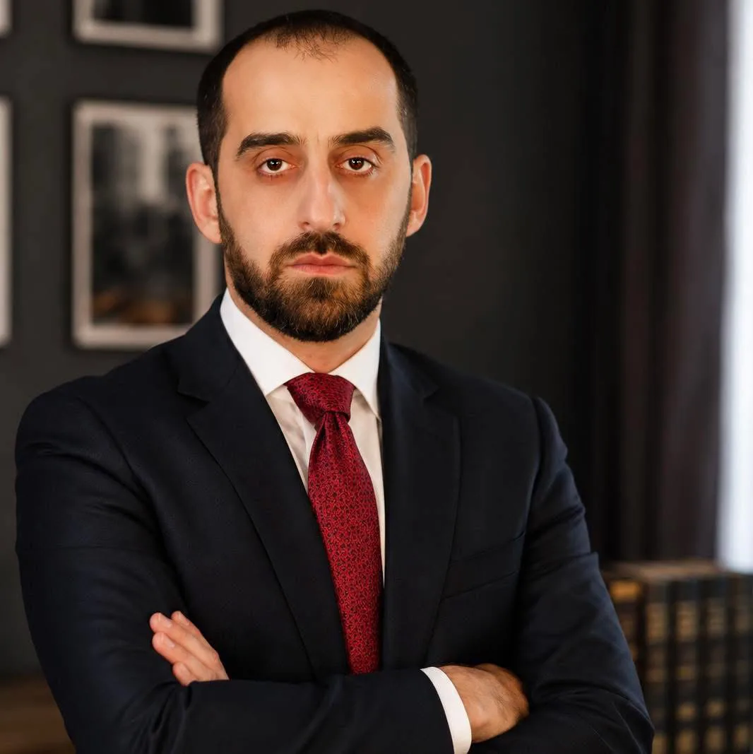 ბექა ნემსიწვერიძე — დამფუძნებელი ადვოკატი