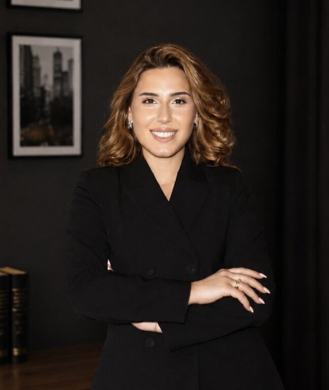 ანი ლომიძე — ადვოკატი